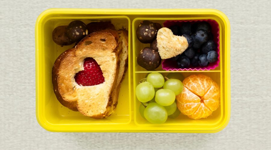 Nurturing Healthy Habits: A Guide to Encouraging Children to Choose Nutritious School Lunches